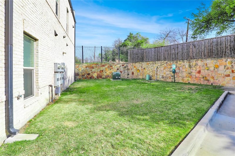 7333 Valley View Lane # 607, Dallas TX 75240 - Photo 38