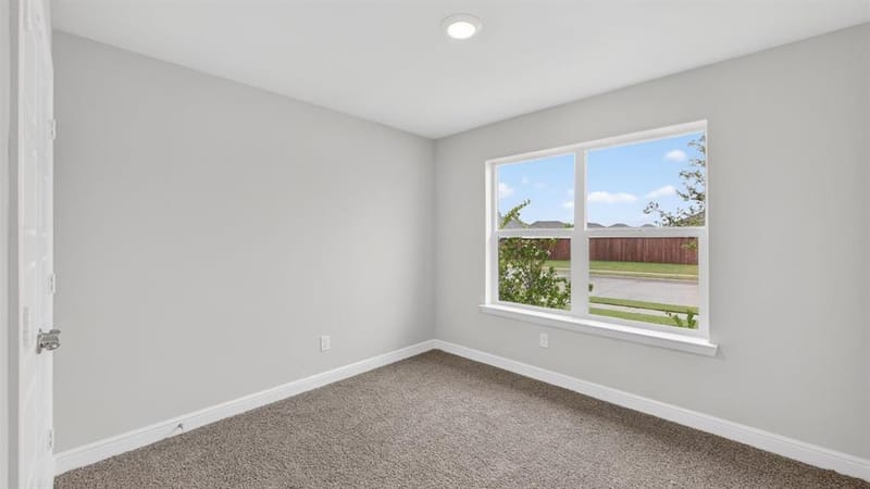 213 SANDSTONE Circle, Granbury TX 76048 - Photo 17