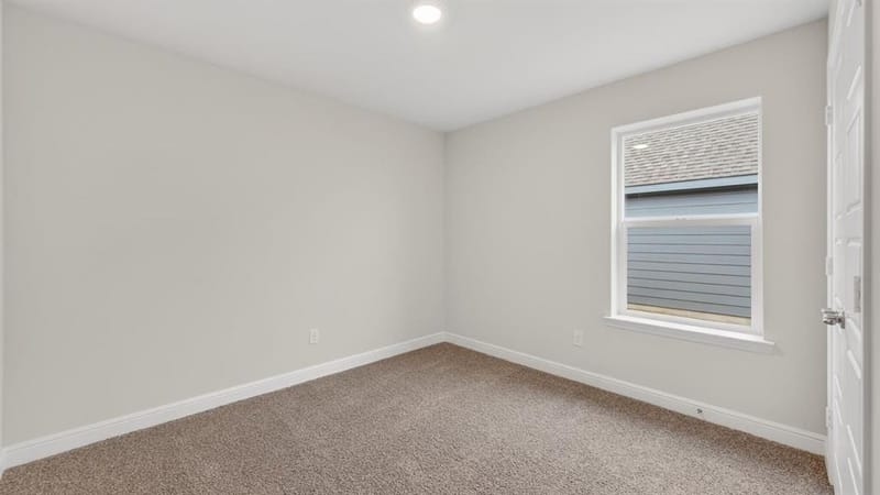 213 SANDSTONE Circle, Granbury TX 76048 - Photo 20