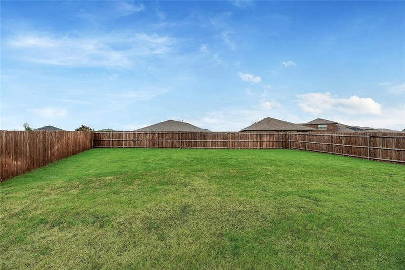 517 Frenchpark Drive, Fort Worth TX 76052 - Photo 27