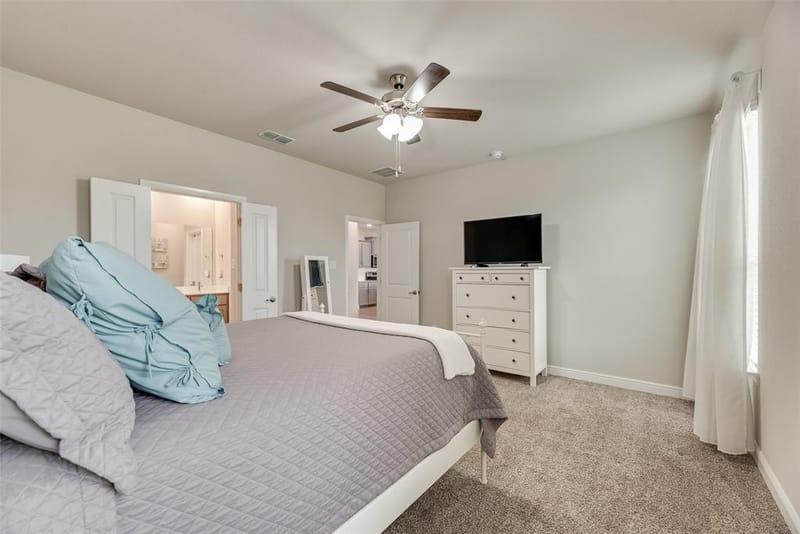517 Frenchpark Drive, Fort Worth TX 76052 - Photo 24