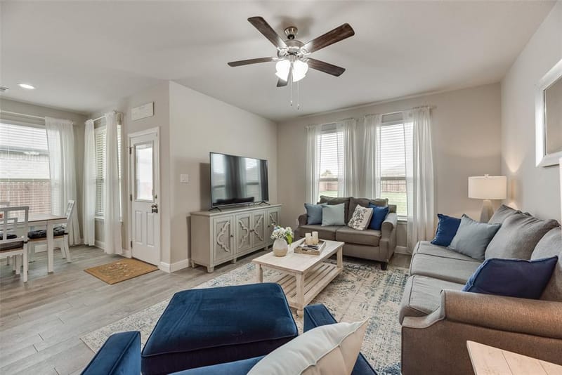 517 Frenchpark Drive, Fort Worth TX 76052 - Photo 15