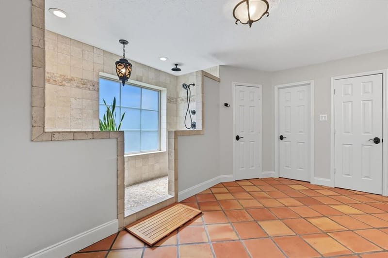 7632 Tallow Drive, Irving TX 75063 - Photo 14