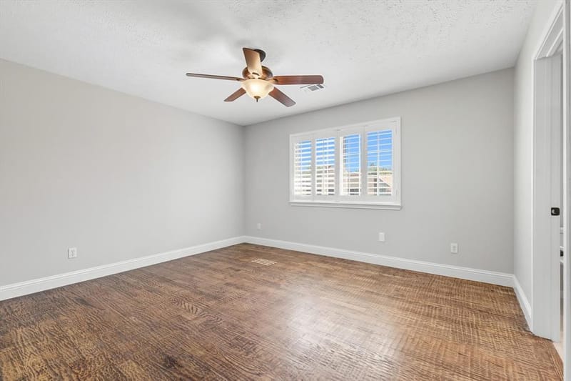 7632 Tallow Drive, Irving TX 75063 - Photo 29