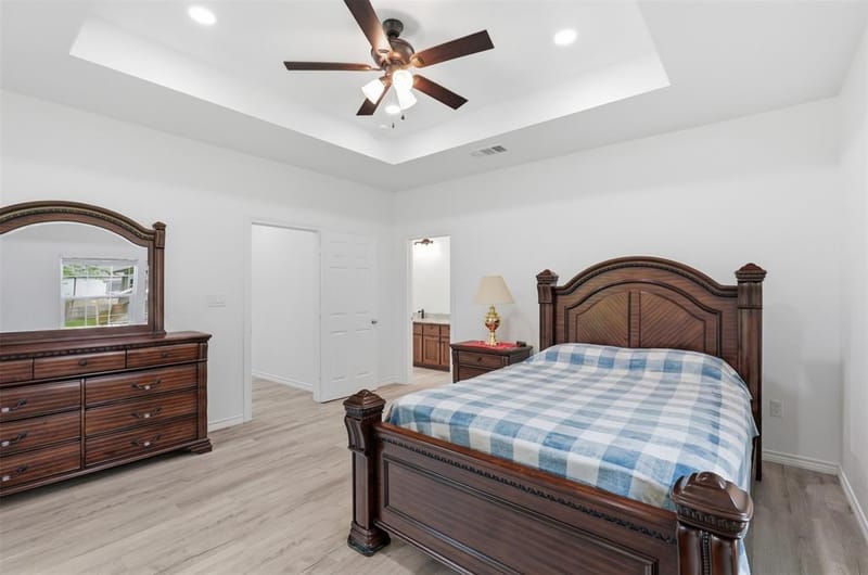 1201 E 8th St, Mount Pleasant TX 75455 - Photo 16