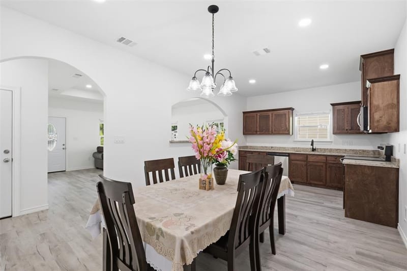 1201 E 8th St, Mount Pleasant TX 75455 - Photo 12