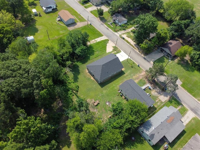 1201 E 8th St, Mount Pleasant TX 75455 - Photo 32