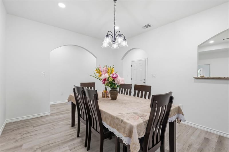 1201 E 8th St, Mount Pleasant TX 75455 - Photo 14