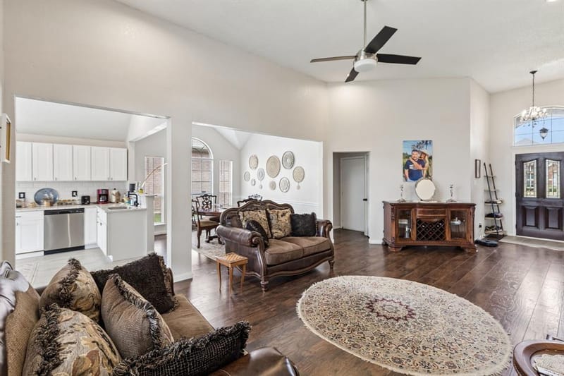 4600 Angelina Way, Fort Worth TX 76137 - Photo 3