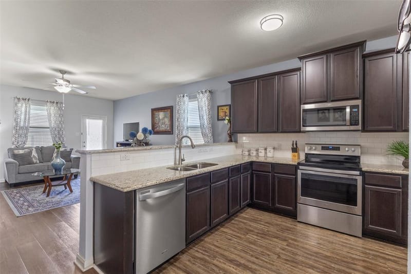 1535 Park Trails Boulevard, Princeton TX 75407 - Photo 10