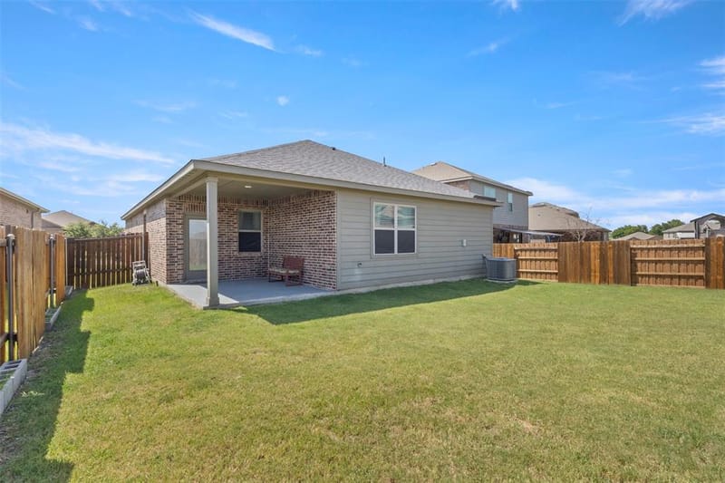 1535 Park Trails Boulevard, Princeton TX 75407 - Photo 4