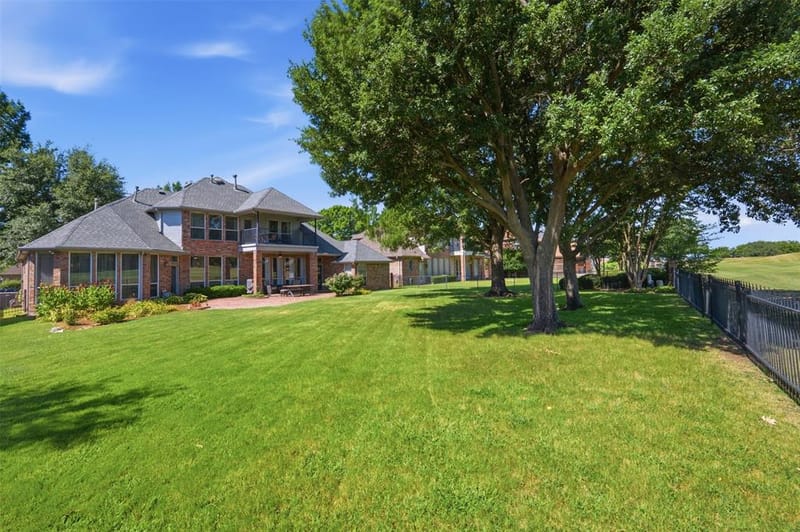 869 Thomas Crossing Drive, Fort Worth TX 76028 - Photo 35
