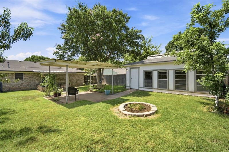 1508 Hillside Drive, Midlothian TX 76065 - Photo 2