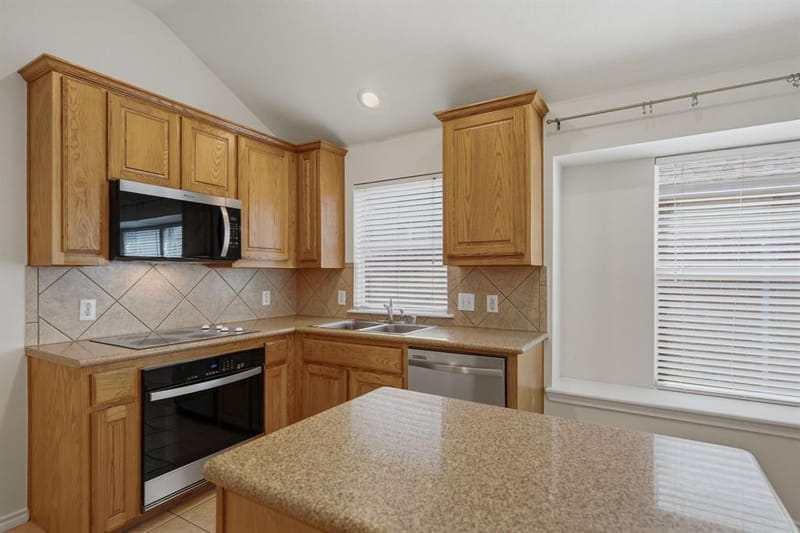5613 Sundance Drive, The Colony TX 75056 - Photo 12