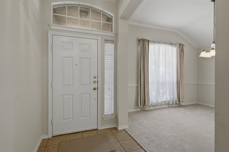 5613 Sundance Drive, The Colony TX 75056 - Photo 5