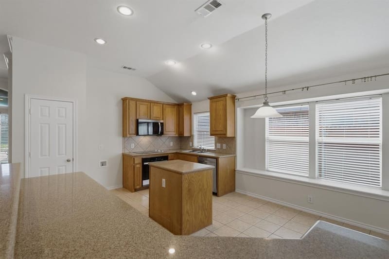 5613 Sundance Drive, The Colony TX 75056 - Photo 14
