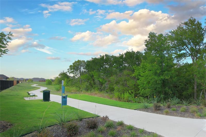 810 Gentle Bird Drive, Lavon TX 75166 - Photo 12