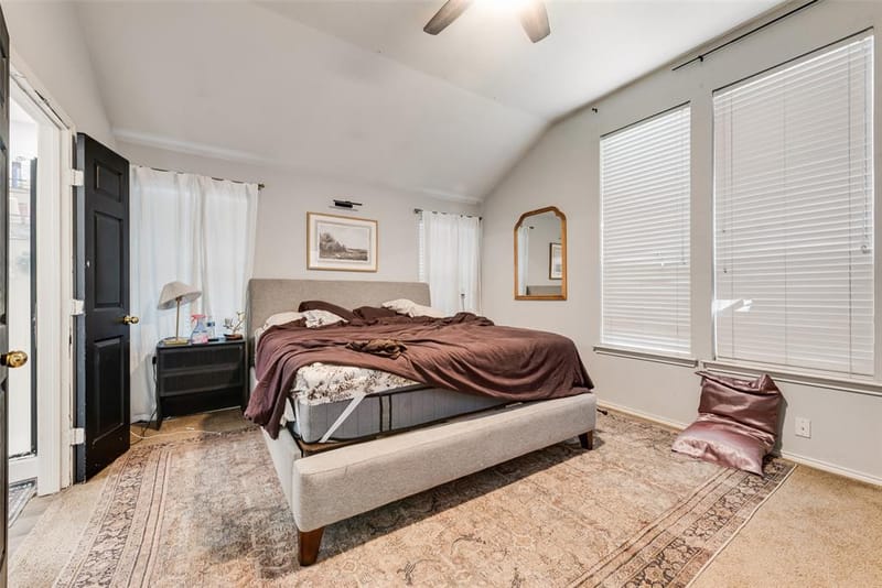 8169 Royal Terrace Lane, Fort Worth TX 76120 - Photo 9