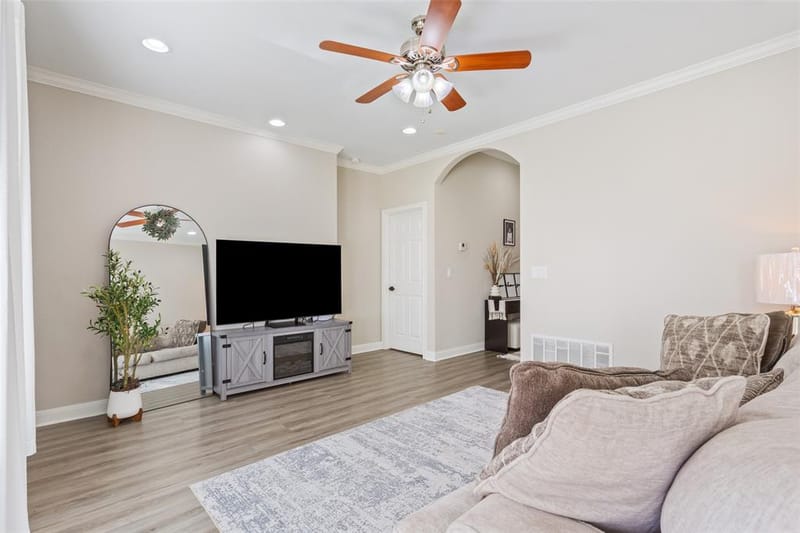187 Ashland Drive, Woodway TX 76712 - Photo 7