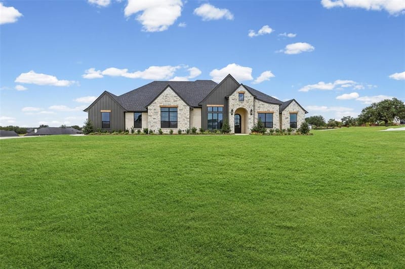 4000 Estancia Court, Weatherford TX 76088 - Photo 4