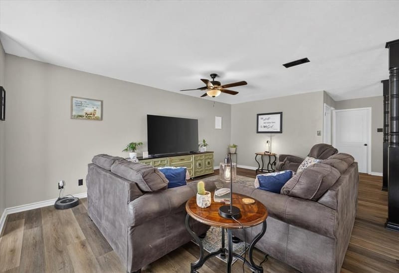 6008 County Road 907, Godley TX 76044 - Photo 6