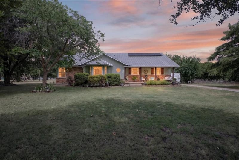 6008 County Road 907, Godley TX 76044 - Photo 3