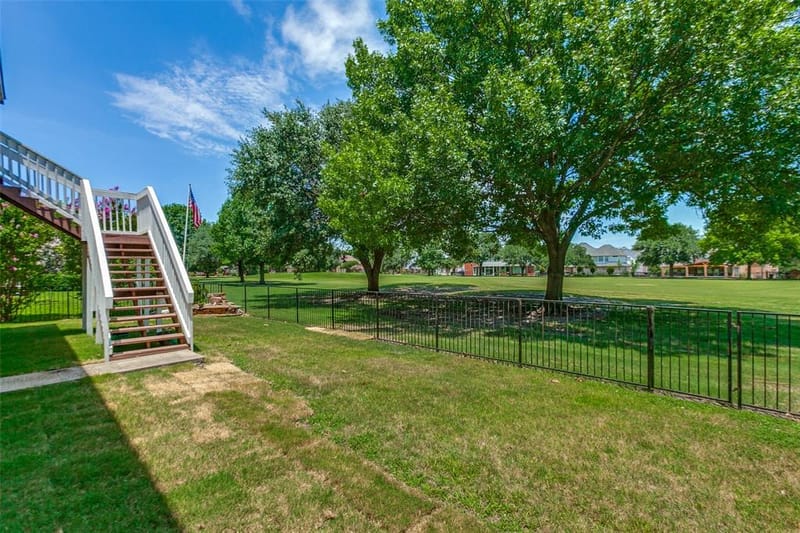 3001 Oak Springs Drive, Garland TX 75044 - Photo 17