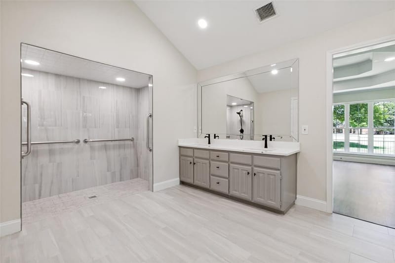 3001 Oak Springs Drive, Garland TX 75044 - Photo 15
