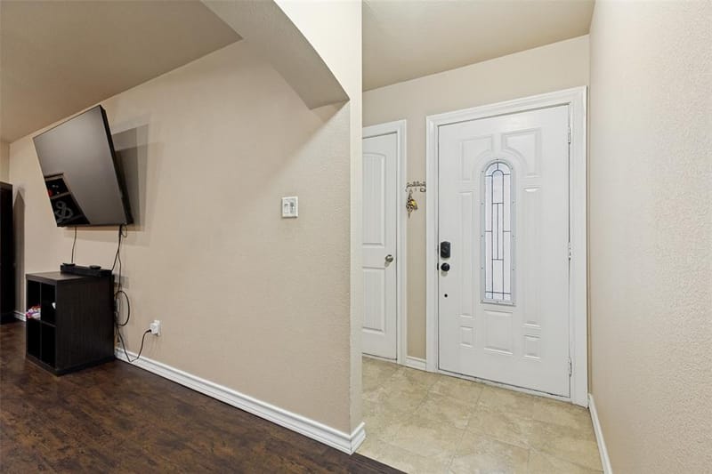 625 Park Center Boulevard, Saginaw TX 76179 - Photo 5