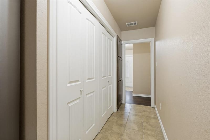 625 Park Center Boulevard, Saginaw TX 76179 - Photo 14