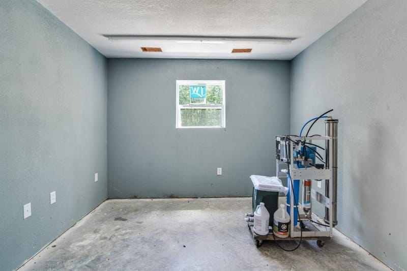 1525 Rs County Road 1490, Point TX 75472 - Photo 18