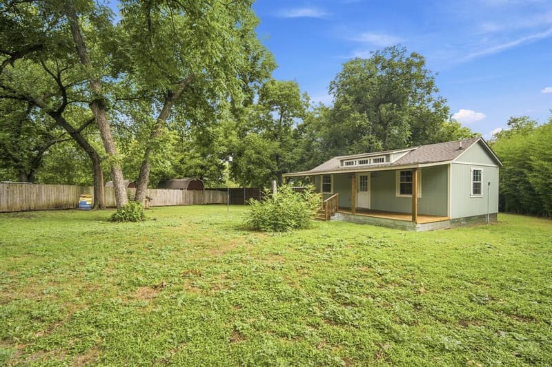 313 Corsicana Street, Hillsboro TX 76645 - Photo 32