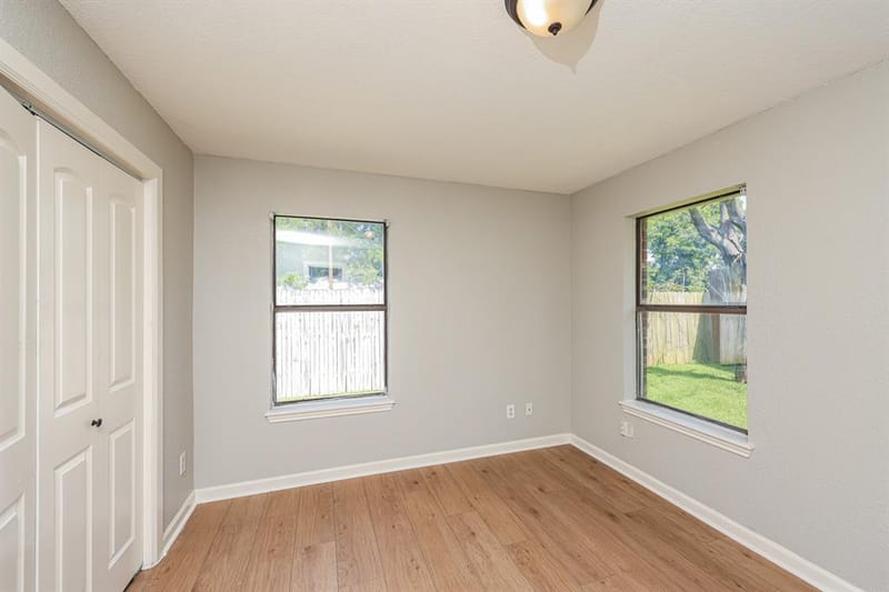 1107 Carrington Court, Irving TX 75060 - Photo 12