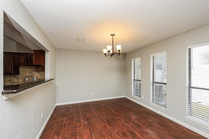 1107 Carrington Court, Irving TX 75060 - Photo 7