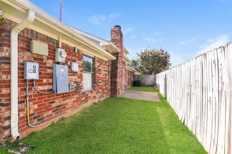 1107 Carrington Court, Irving TX 75060 - Photo 20