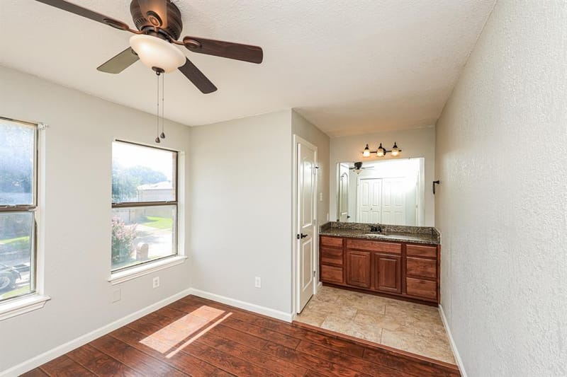1107 Carrington Court, Irving TX 75060 - Photo 18