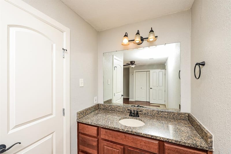 1107 Carrington Court, Irving TX 75060 - Photo 19