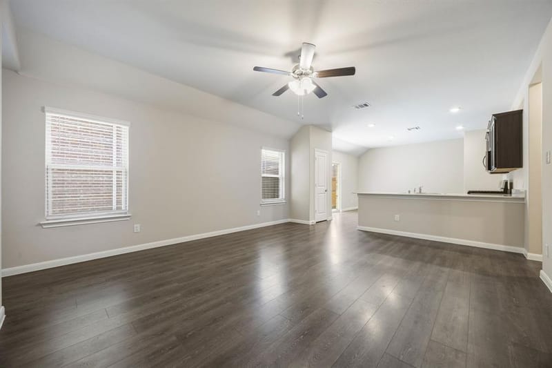 3921 Oak Creek Circle, Denison TX 75020 - Photo 6