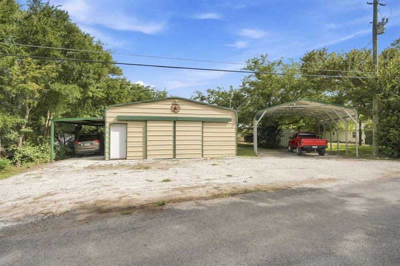 262 Mohon Drive, Whitney TX 76692 - Photo 18