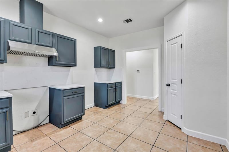 3022 Loving Avenue, Fort Worth TX 76106 - Photo 13