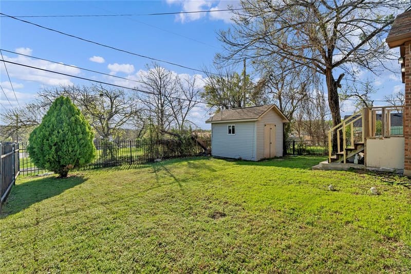 3022 Loving Avenue, Fort Worth TX 76106 - Photo 28