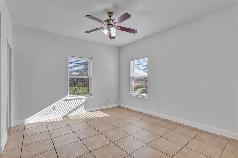 3022 Loving Avenue, Fort Worth TX 76106 - Photo 21