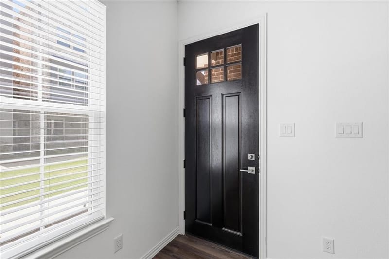 7572 Laburnam Road, Dallas TX 75228 - Photo 3