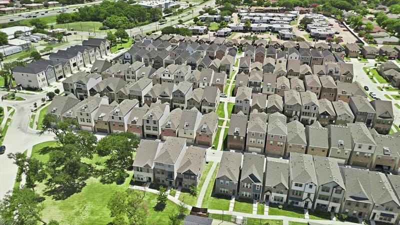 7572 Laburnam Road, Dallas TX 75228 - Photo 28