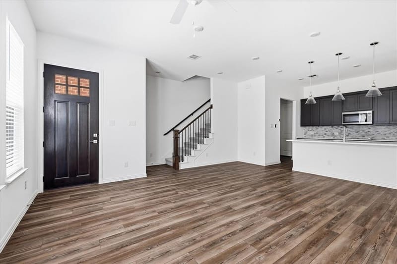 7572 Laburnam Road, Dallas TX 75228 - Photo 4