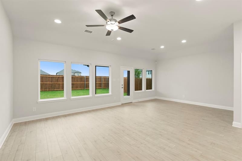 1811 Gleasondale Drive, Forney TX 75126 - Photo 8