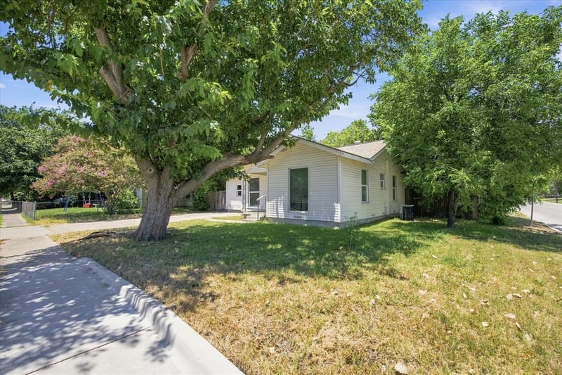 1662 Birch Street, Grand Prairie TX 75050 - Photo 3