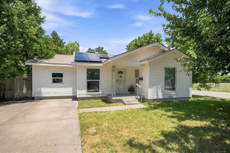 1662 Birch Street, Grand Prairie TX 75050 - Photo 4