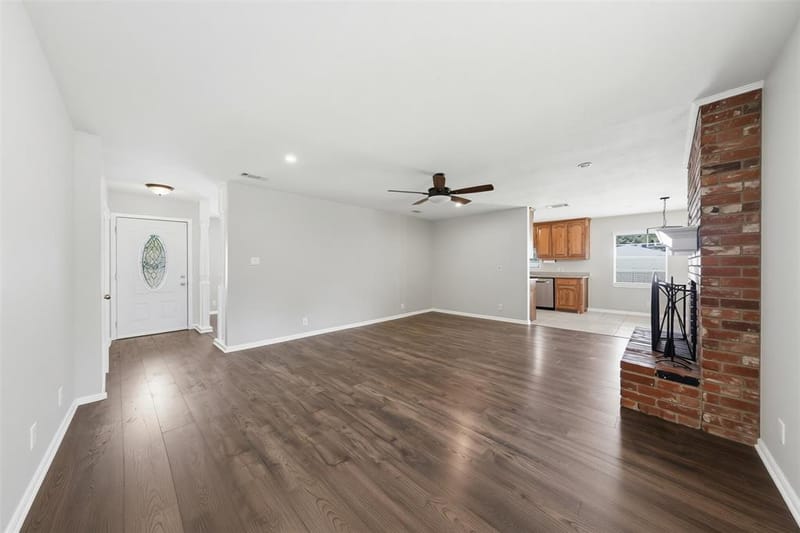 6120 Waco Way, Fort Worth TX 76133 - Photo 9