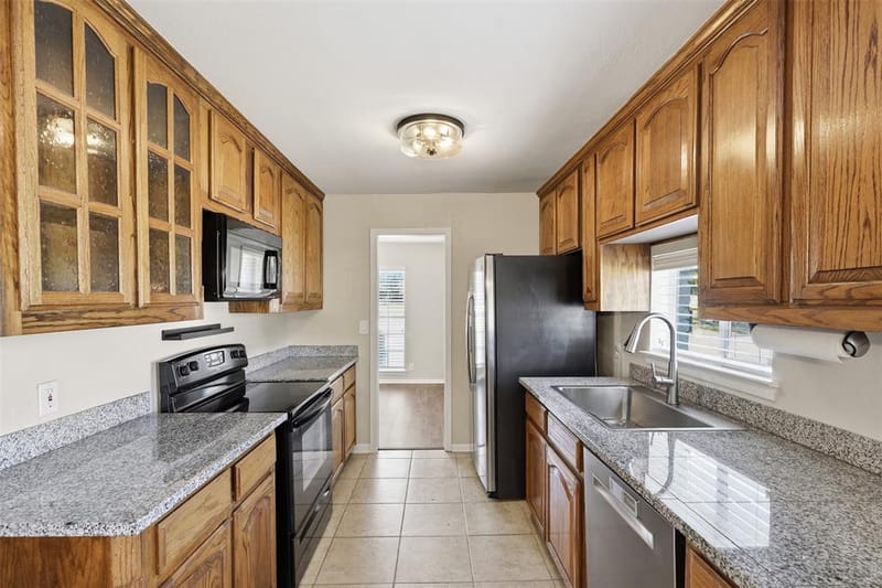 6120 Waco Way, Fort Worth TX 76133 - Photo 10
